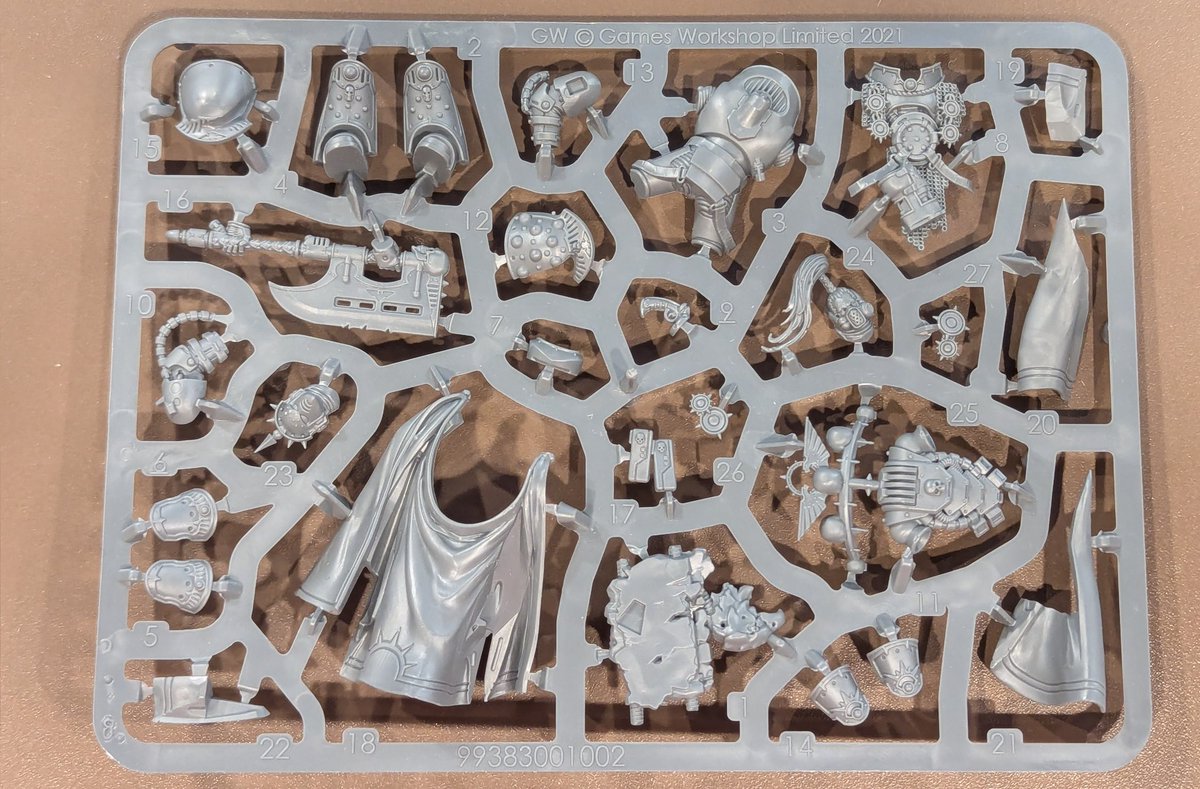 ウォーハンマー TRPG ボードゲーム ミニチュア　塗装済み　ホワイトドラゴン ウォーハンマー TRPG ボードゲーム ミニチュア 塗装済み ホワイト