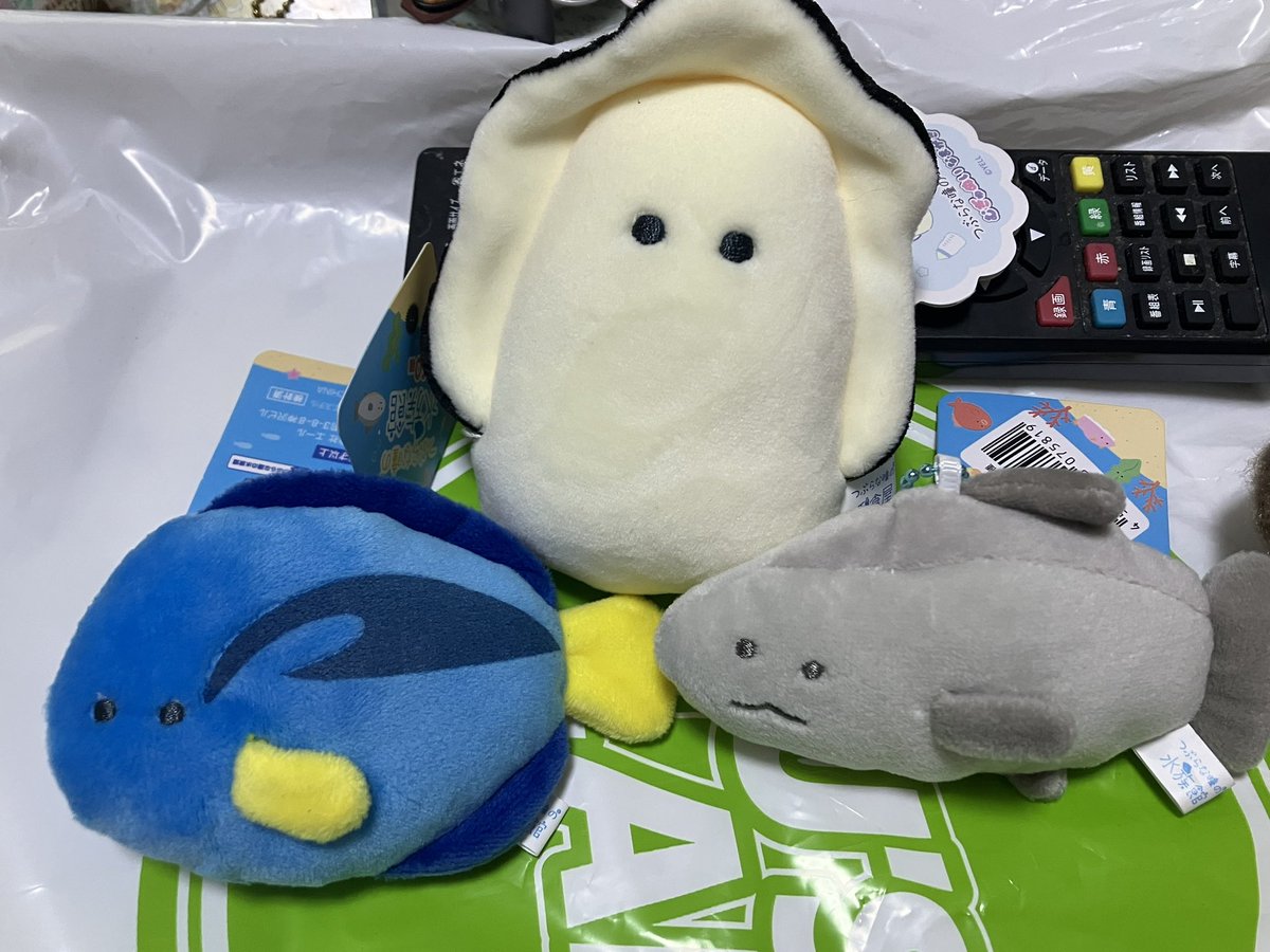 今日のゲーセン。水族館の魚シリーズ、と手榴弾2個😆