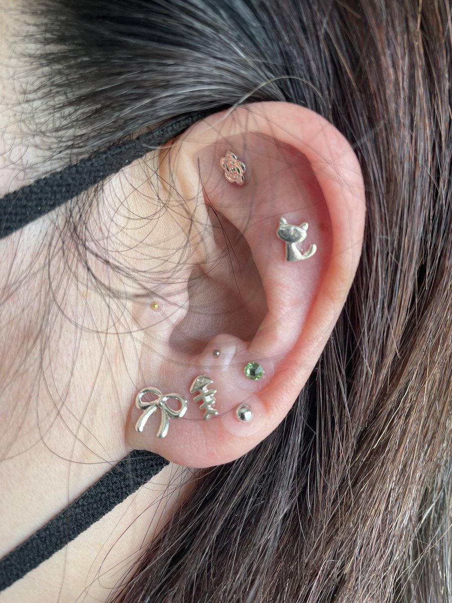 耳つぼｼﾞｭｴﾘｰ