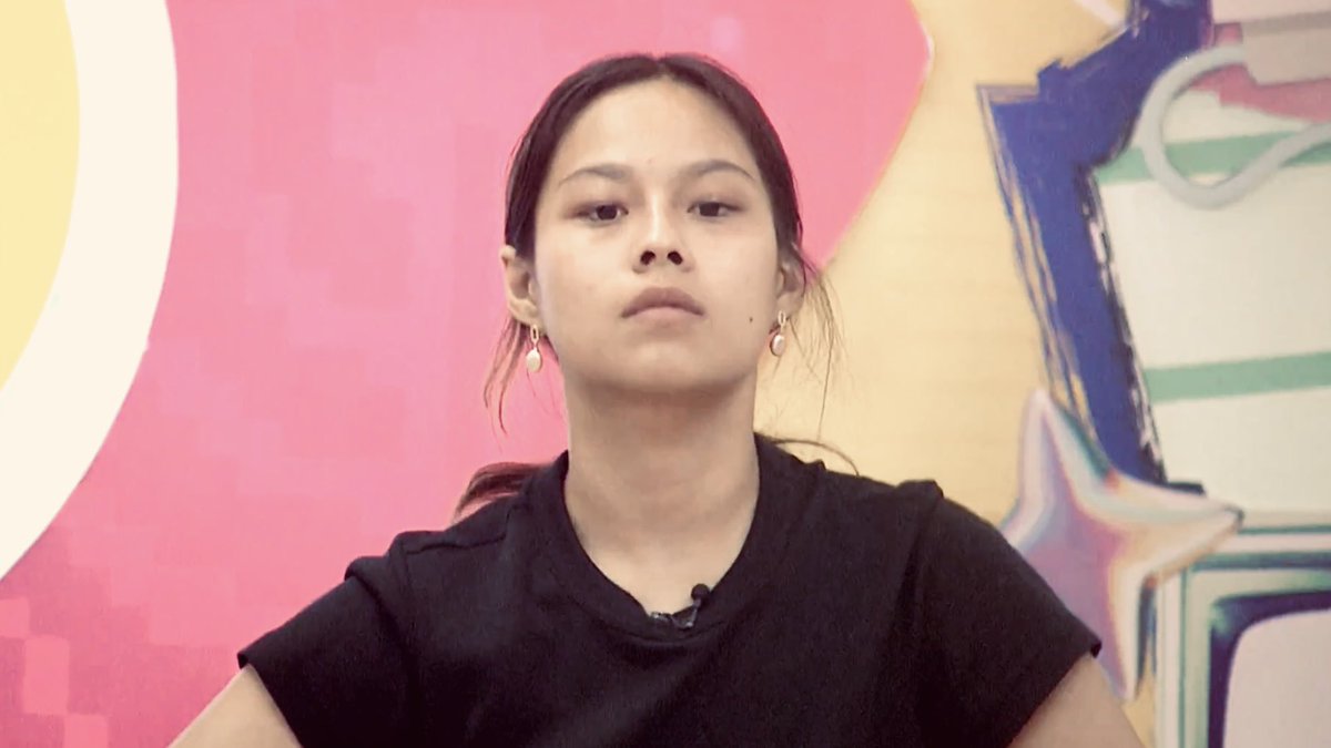 krystmejes's tweet photo. oh sige kayo na pogi
 #PBBCollab20Carolling https://t.co/7DVf8e84dK