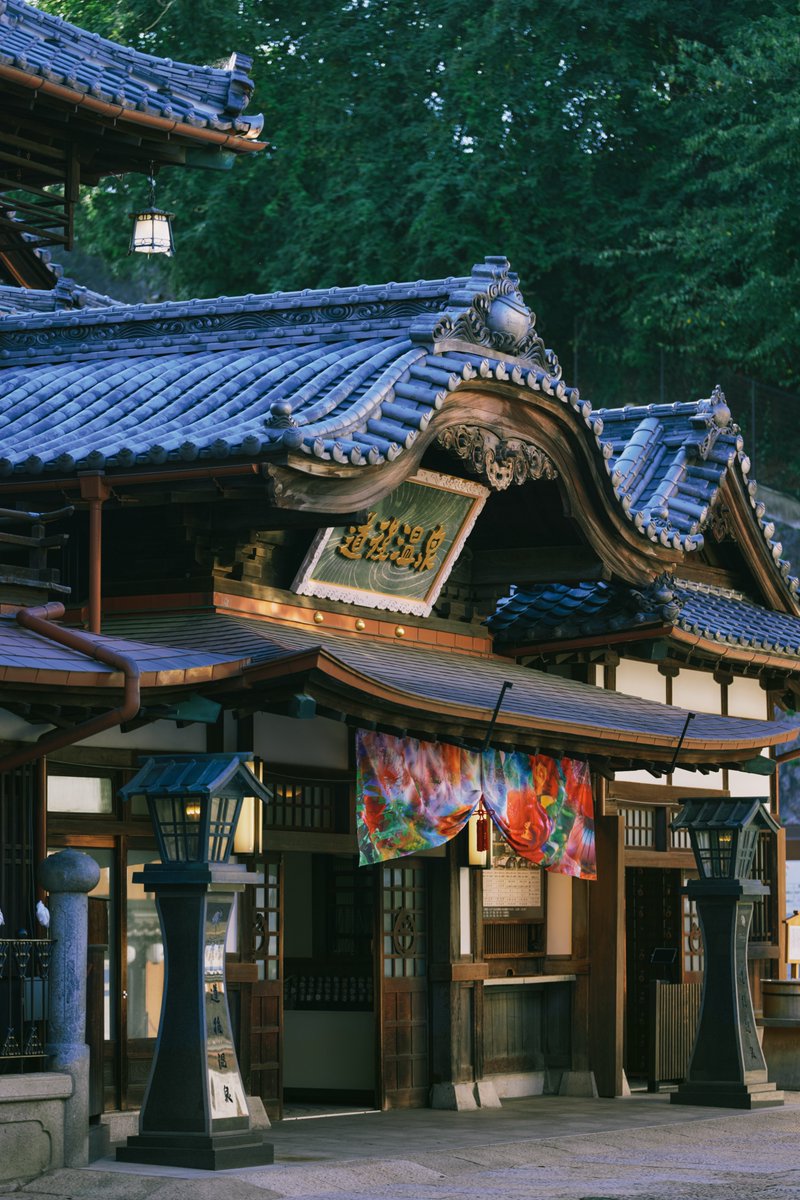 蜷川実花 with EiM×道後温泉 DOGO ART (@dogoonsenart) / Posts / X