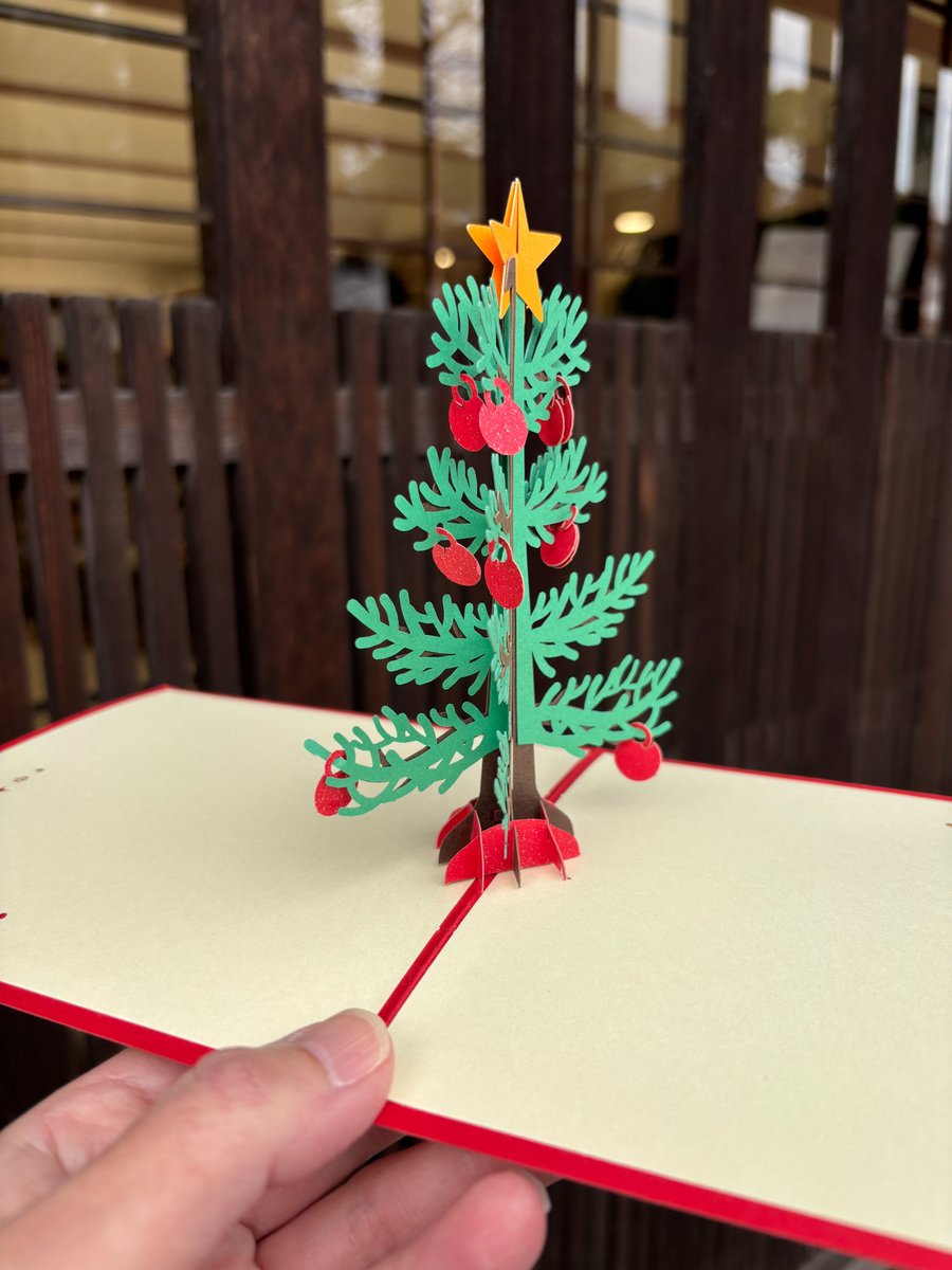 大原美術館ミュージアムショップ本店では、クリスマス商品を展開中