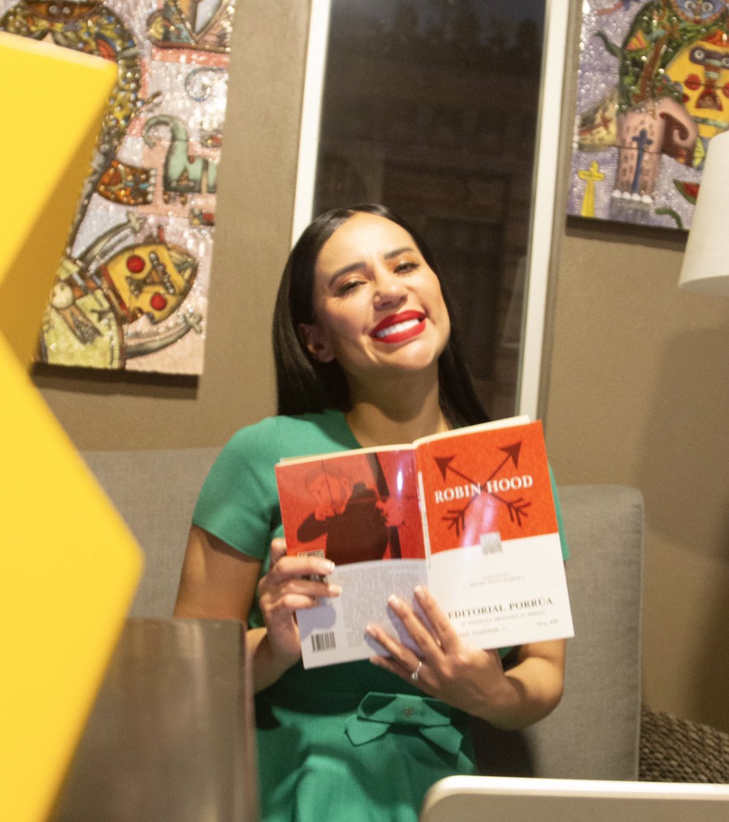 Sandra Cuevas tweet media