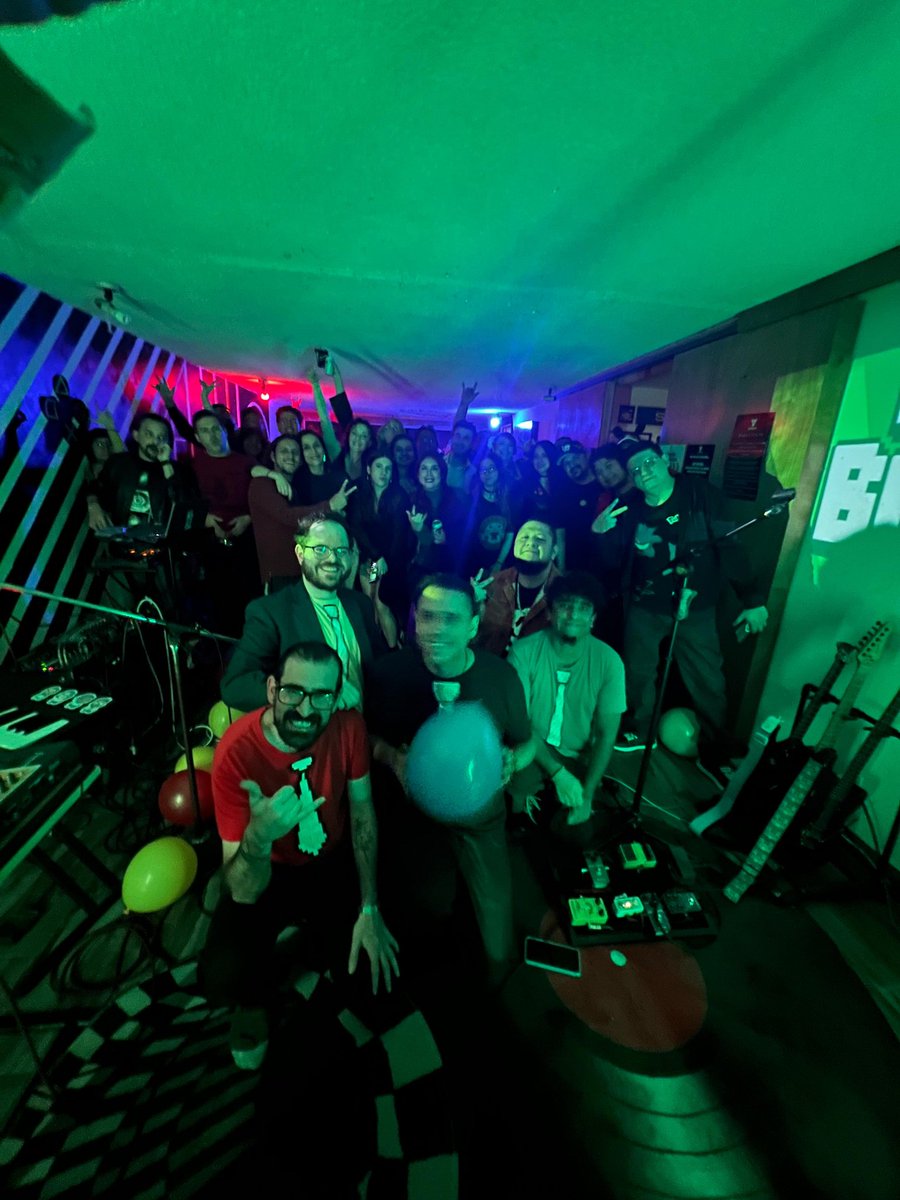 Bonvi Band tweet media