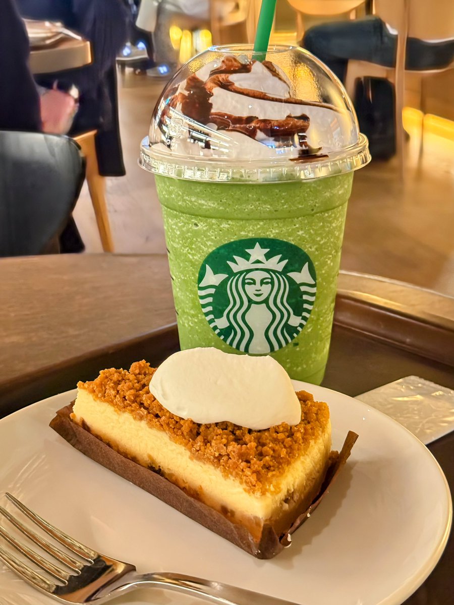 抹茶クリームフラペチーノ