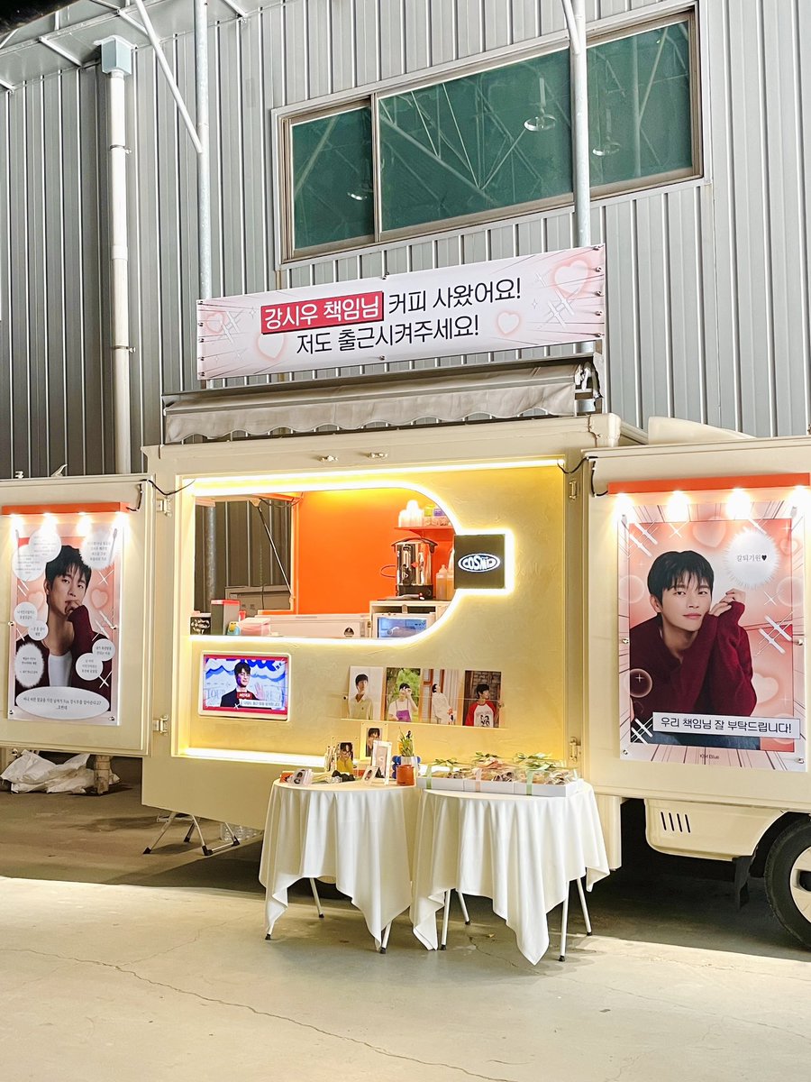 김블루 tweet media