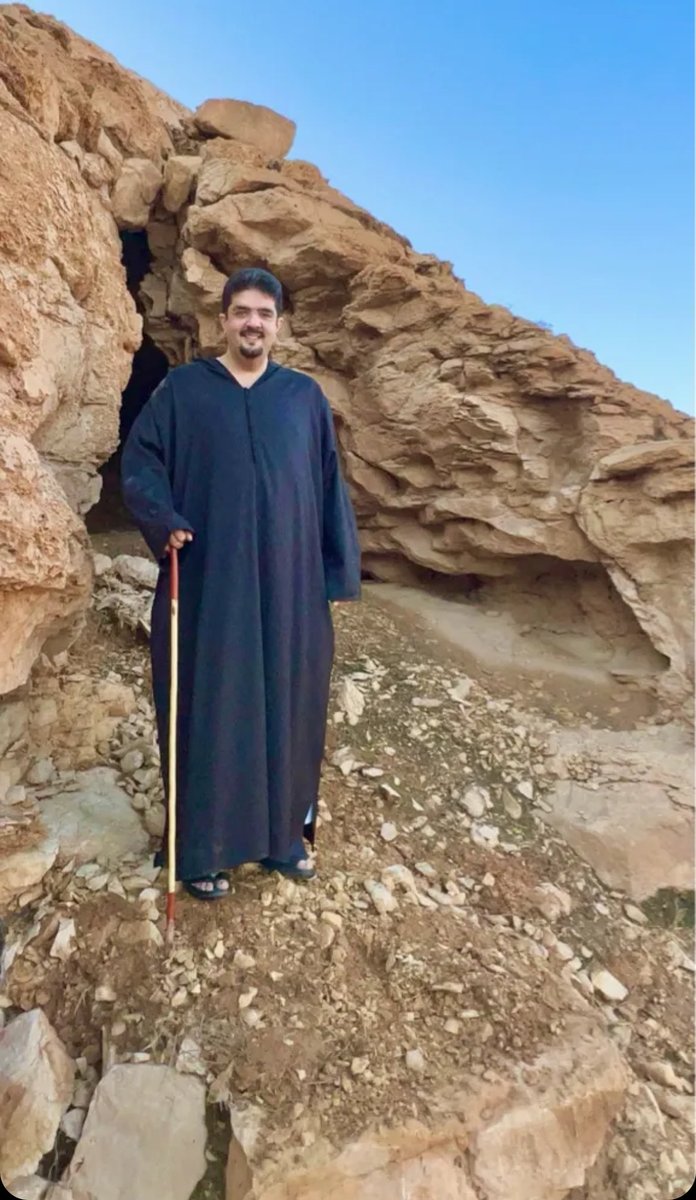 SF_SKD's tweet photo. سلام يا مجدٍ سما . . . . ما يطوله
حاقد، ولا تثنيه عن مجده ازمان.💚
#عبدالعزيز_بن_فهد https://t.co/CyCEZfij1i