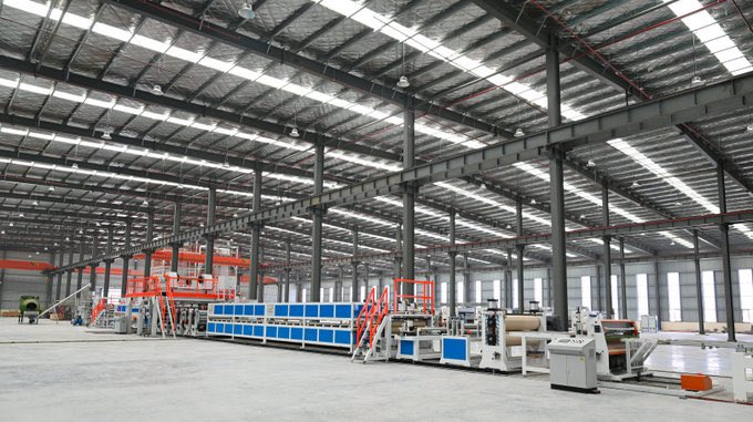 يحدث الآن باستثماراتٍ بلغت 40 مليون ريال عُماني مجموعة أوكيو تحتفل في مدينة صُحار الصناعية بافتتاح 9 مصانع، ضمن برنامج لدائن للصناعات البلاستيكية 