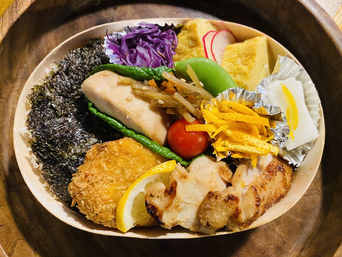 12/22(月) 【冬至のお弁当】 1650円 ⚠️完全予約 DMにて承ります