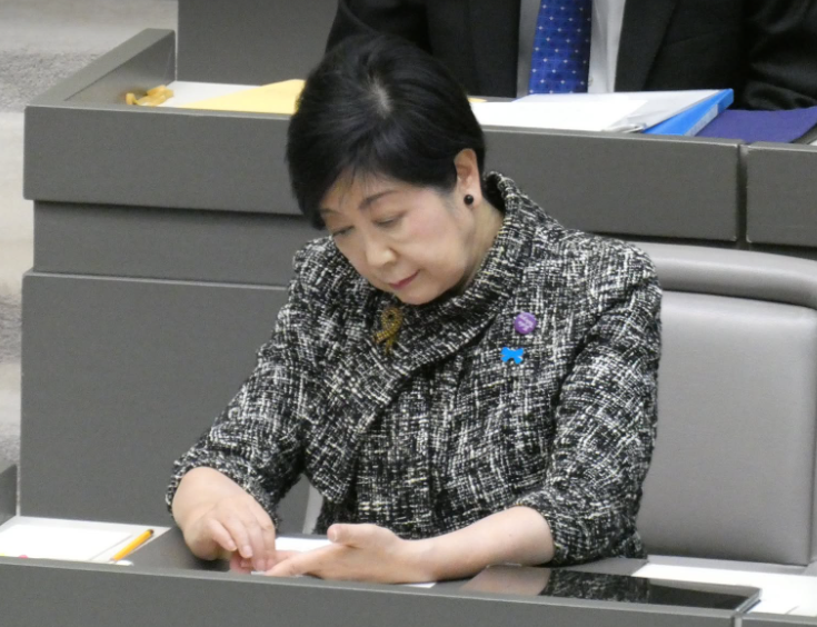 プロジェクションマッピング【令和8年度税制改正の大綱に関する意見書に反対】
批判殺到‼️都の偏在是正プロパガンダポストを見ればわかるように巻き返しに必死の小池知事。
都民ファーストを中心に突然昨日以下の意見書が出てきましたが
＃自由を守る会