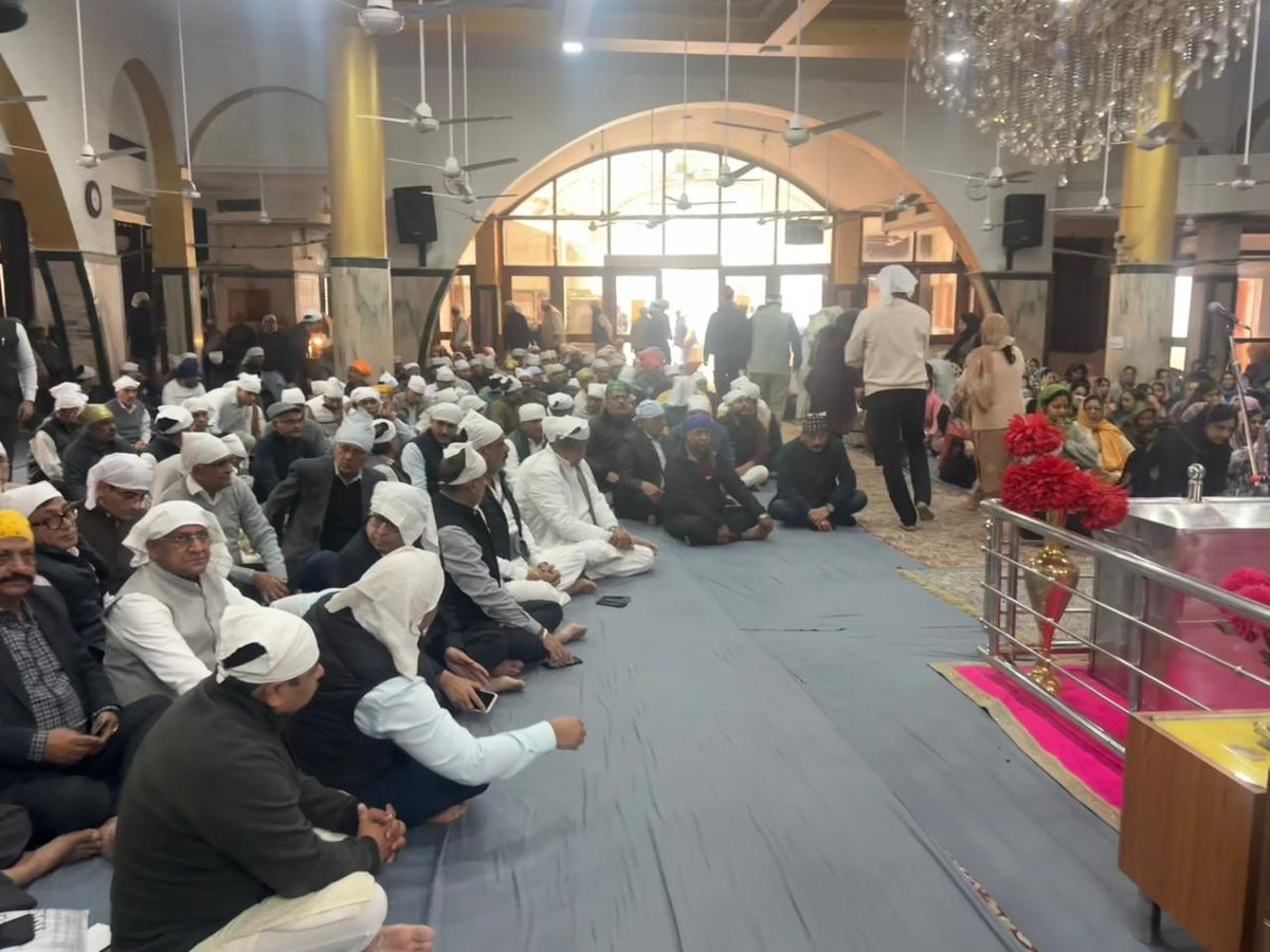 पिछले दिनों 13.12.2025 शनिवार को समाज को सही दिशा देने वाले, प्रेरणास्रोत एवं आदरणीय श्री हकीम चंद खुराना जी के निधन का समाचार अत्यंत दुःखद है।
🙏🏻🕊️

यशपाल बत्रा
पूर्व वरिष्ठ उप महापौर, गुरुग्राम
एवं बीजेपी प्रदेश प्रवक्ता