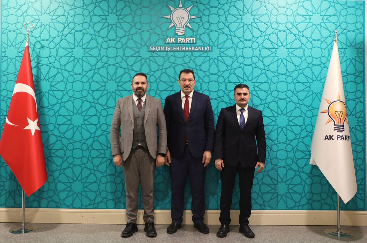 NuhGalipTopak's tweet photo. AK Parti Genel Başkan Yardımcısı ve Seçim İşleri Başkanı Sayın Ali İhsan Yavuz’u makamında ziyaret ettim.

AK Parti Genel Merkezi’nde gerçekleştirdiğimiz görüşmede; üyelerimizin sahadaki deneyimlerini ve çalışma hayatımızın güncel gündemlerini ele aldık. Sayın Başkan’ın samimi sohbeti eşliğinde düşüncelerimizi paylaşma imkânı bulduk.

Nazik ev sahipliği ve yapıcı yaklaşımları dolayısıyla Sayın Ali İhsan Yavuz’a teşekkür ediyor, görüşmeden duyduğum memnuniyeti özellikle ifade etmek istiyorum.
@aliihsanyavuz54