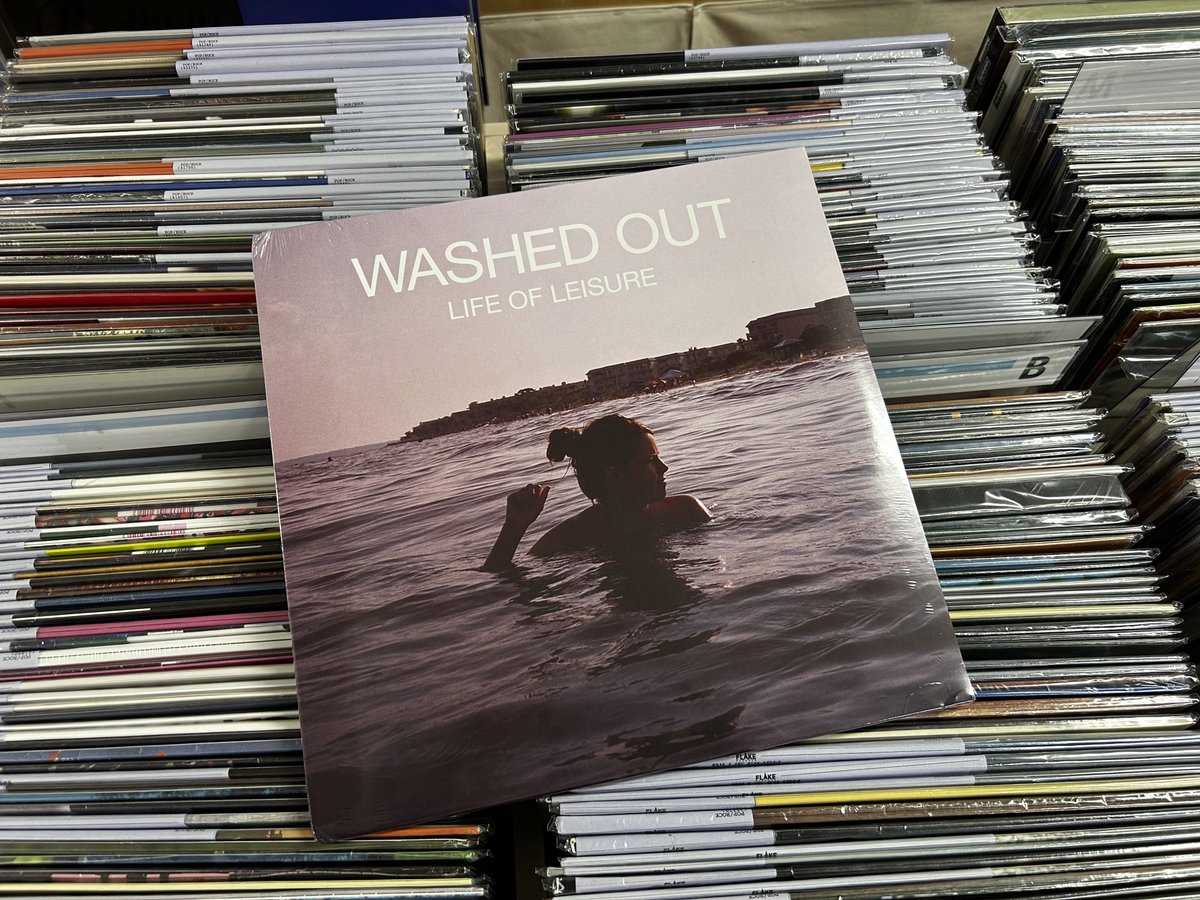 2009年のリリース当時に大熱狂を巻き起こし、後のCHILLWAVE