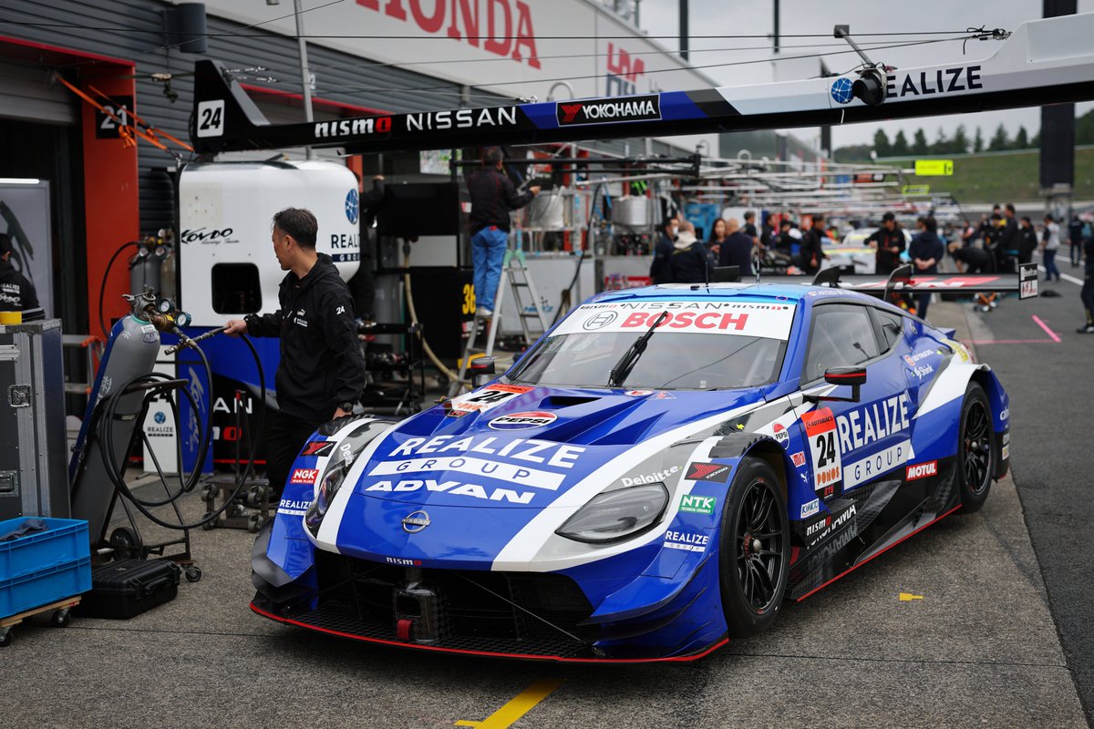 2025 SUPER GT Rd.8もてぎ】 リアライズコーポレーション ADVAN Zは 10