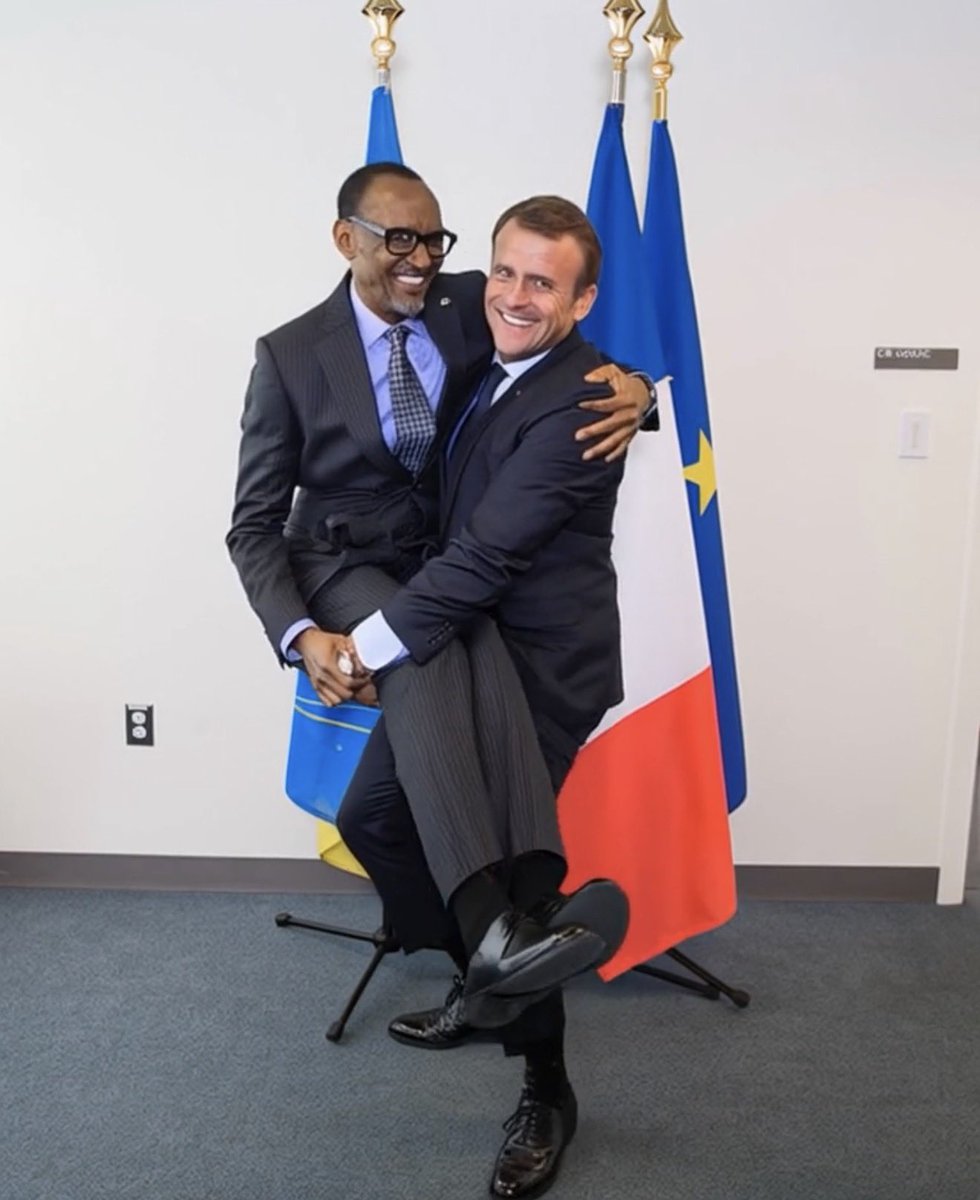 Baker destroyed you! Mwarahungabanye jama  
chouchou bae wanyu Arihehe