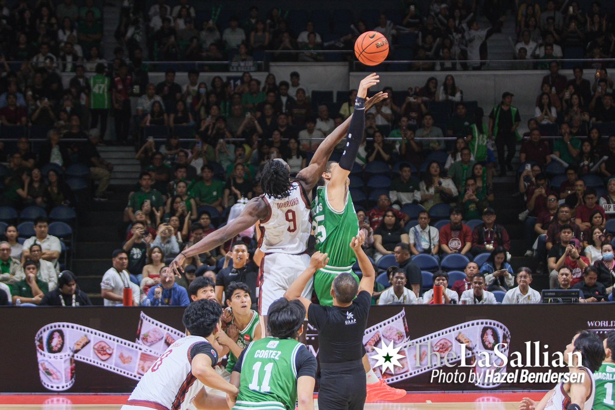 TheLaSallian's tweet image. SPORTS: The #UAAPSeason88 Finals reaches the final act as the DLSU Green Archers vie to strip the Men’s Basketball championship crown from the UP Fighting Maroons in a winner-takes-all Game Three today, December 17, at the Smart Araneta Coliseum. #TLSUAAP88