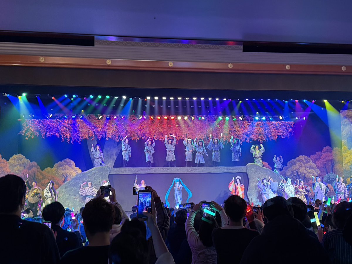 本日は、歌舞伎座で、中村獅童さん×初音ミクさんによる超歌舞伎