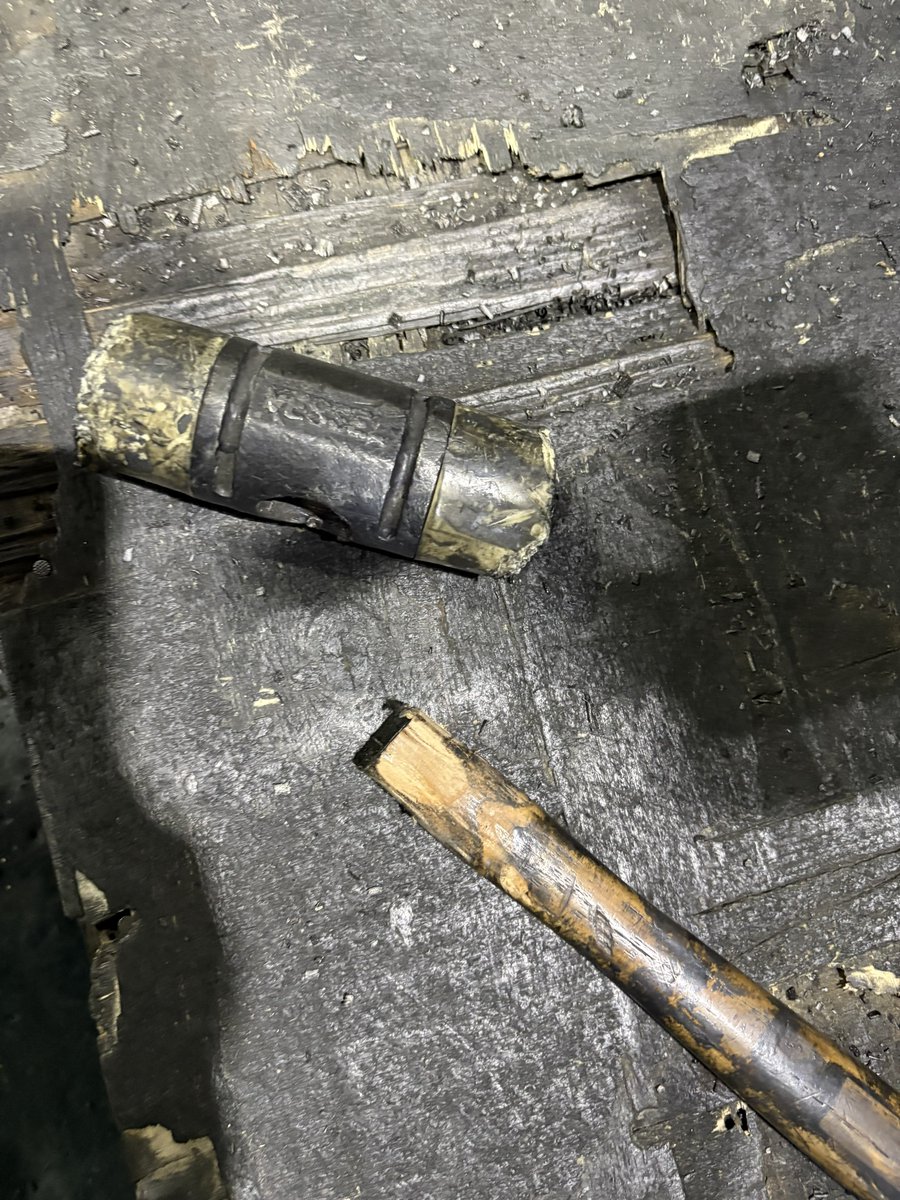 ★カイです★ カインズ ホースが留められるタライ 36L ダークグレー | 農業用作業