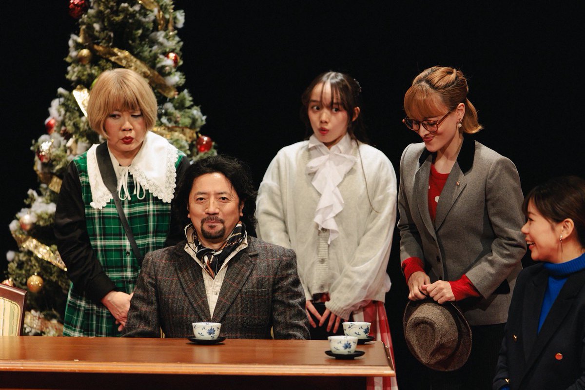 AlexandriteSTG's tweet photo. ⠀/／
🗣絶賛開幕中🧑‍🎄
   \＼

舞台『25Magic』
https://t.co/Mk88G0Hnuc
劇場・新宿村LIVE
演出・中村優希

《Ruby》

12/17(水)19:00
受付開始/開場
18:15

上演⏰2時間10分
1幕55分/休憩10分/2幕65分
※面会・差入れなし
※当日券あり

好評上演中の今作
是非お見逃しなく🎄

#アレステ #25Magic https://t.co/DswJKgOpPY