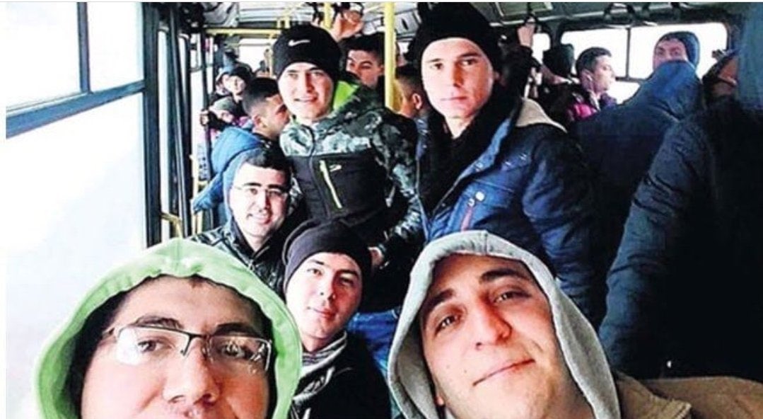 Kahramanlar vurulunca değil, unutulunca ölür.

#17Aralık2016