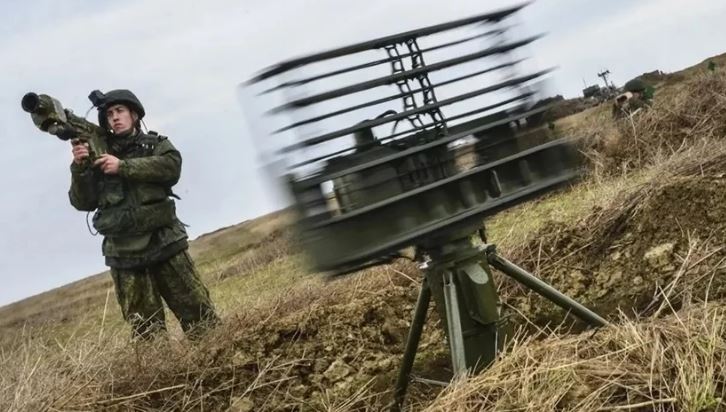 الجيش الروسي يسقط 94 طائرة مسيّرة أوكرانية - فوق أراضي عدة مقاطعات خلال الليل 