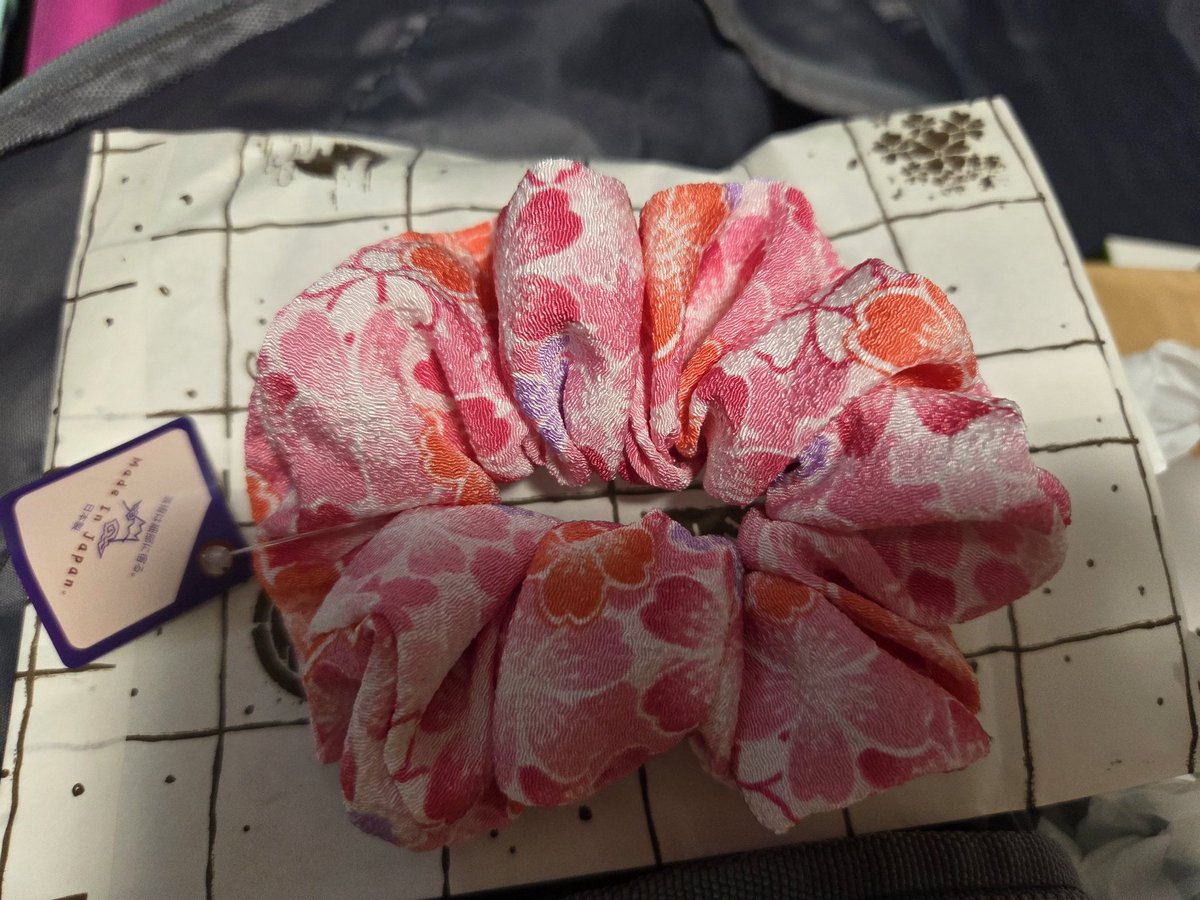 카네가 와 완전 시노하라다 하고 과몰입오타쿠가 사준 슈슈를 해볼거에요