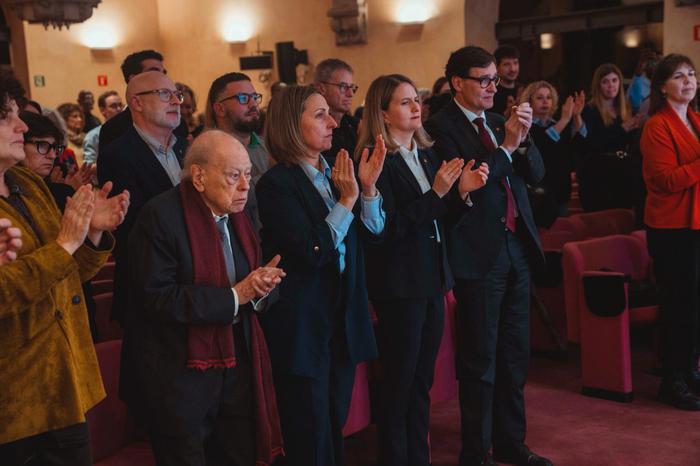 Fundació Paco Candel tweet media