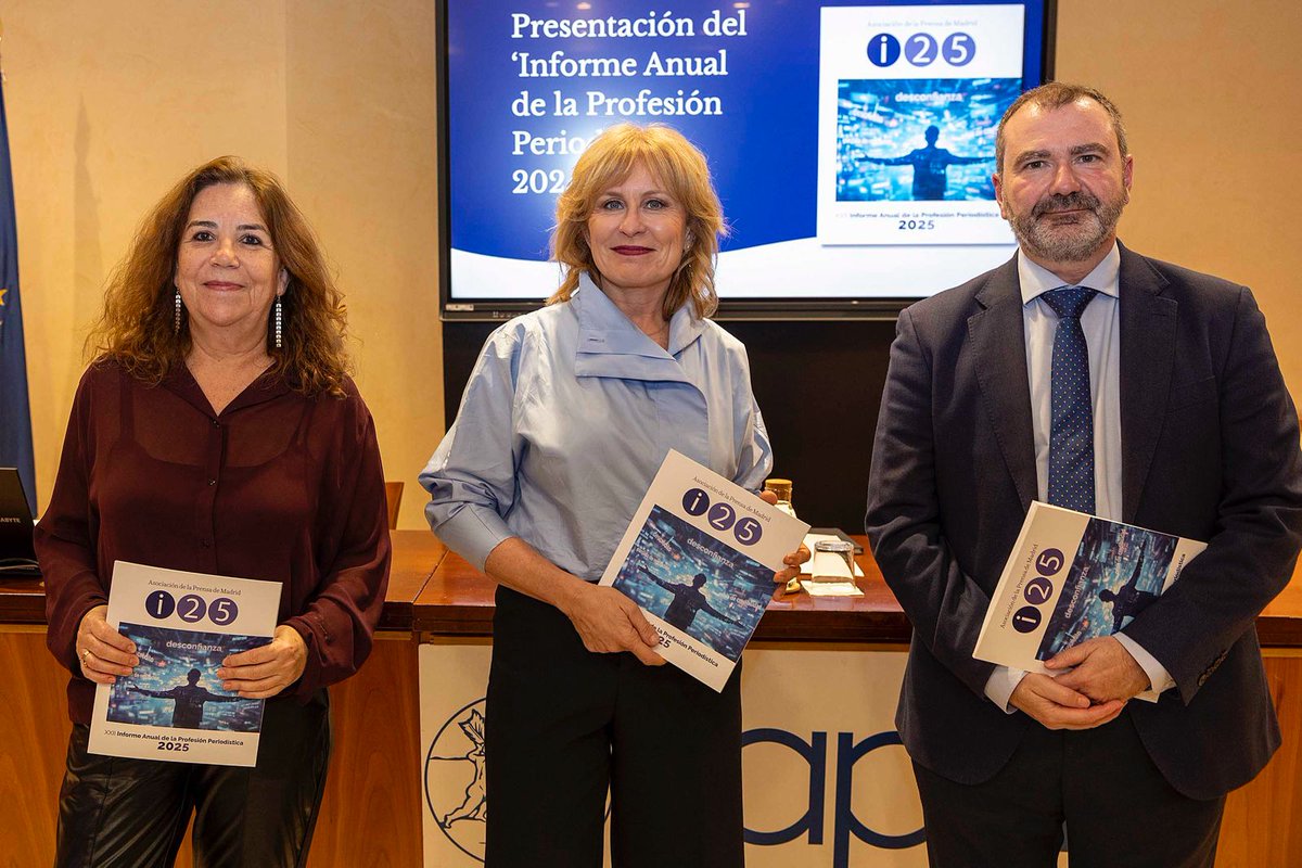 aprensamadrid's tweet photo. ▶️ Presentado el ‘Informe Anual de la Profesión Periodística 2025’ de la APM

✍️ Lee la crónica del acto👇 
▶️ 'La profesión periodística acusa el crecimiento de la crisis de confianza ciudadana en la información' https://t.co/k3zCUvfrXV

#InformeAPM https://t.co/SeXlBONkm4