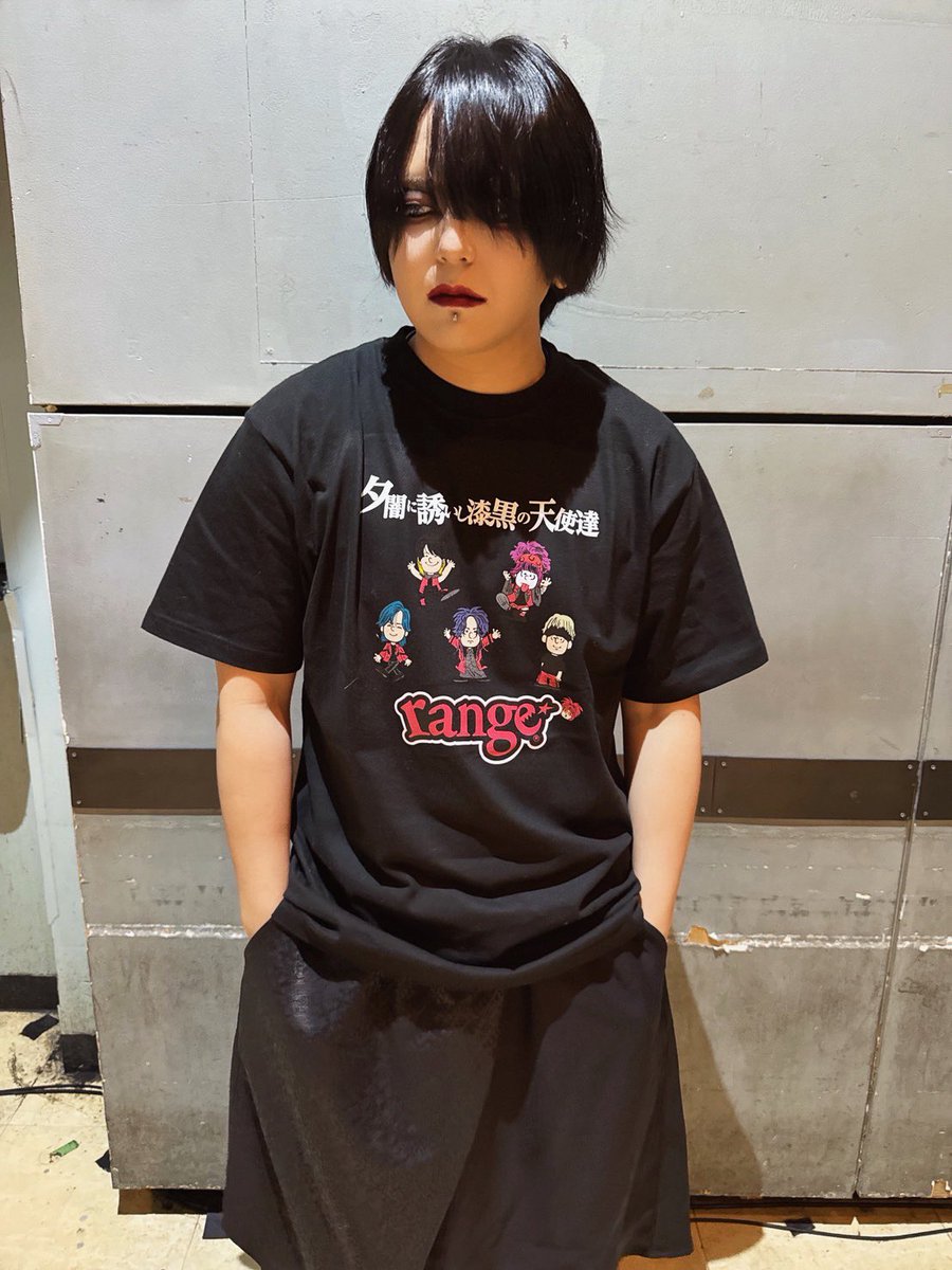 コラボTシャツは夕闇一週間限定です❗️ マストで購入しておいて