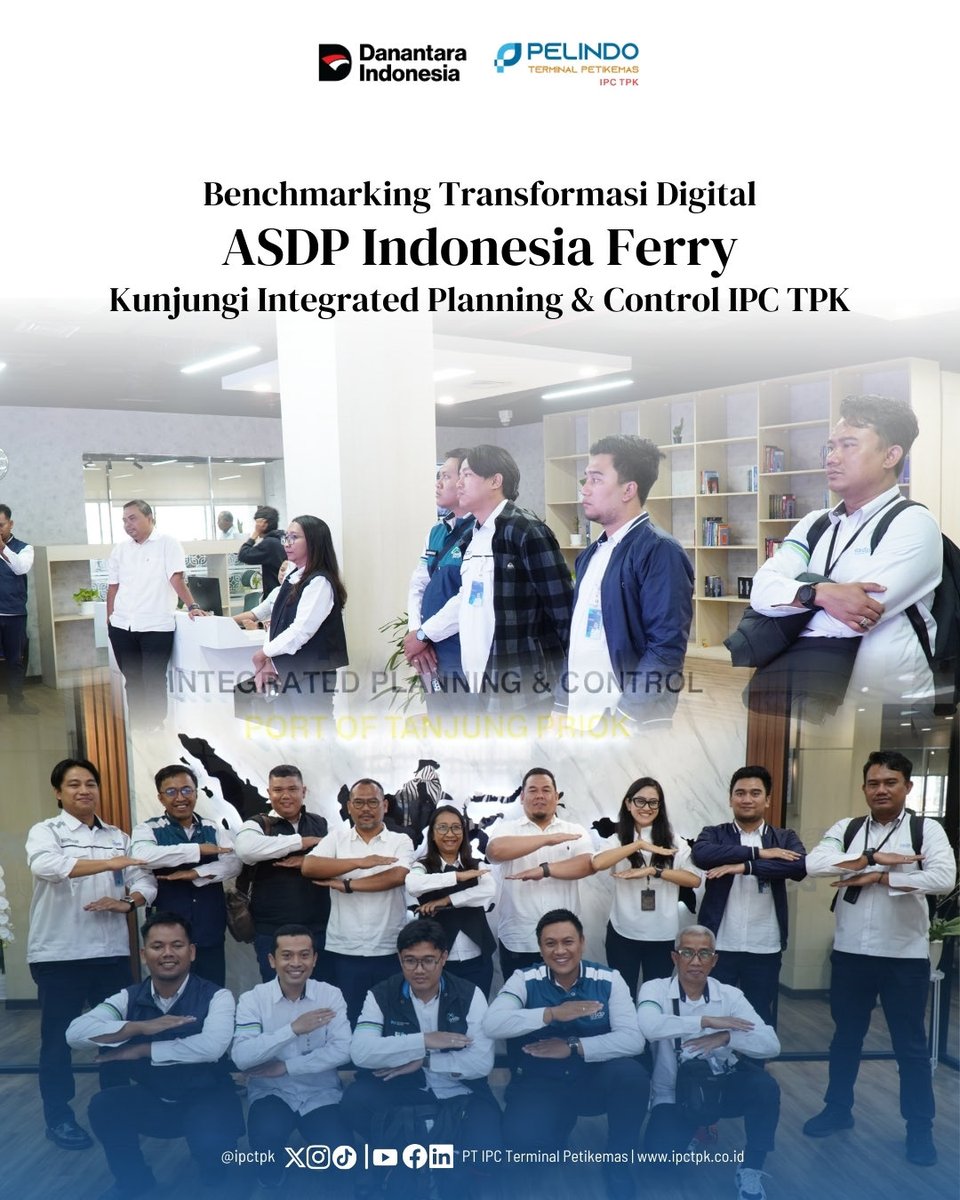 ipctpk's tweet photo. Hai #ContainerLovers

IPC TPK menyambut hangat kunjungan studi banding dari PT ASDP Indonesia Ferry (Persero) di Integrated Planning &amp; Control Room pada Senin (15/12).

IPC TPK berbagi best practices dan pengalaman dalam pengelolaan operasional terminal peti kemas. https://t.co/pNr639WX1o