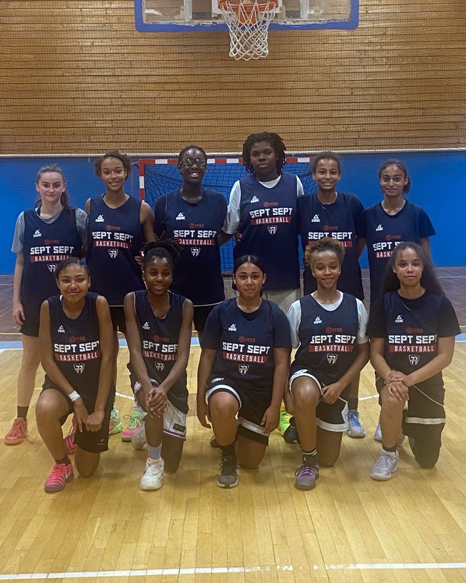 Quelques jours avant le TIC U14, la sélection U14 féminine a affronté celle de l'Essonne à Montgeron lors d'un match d'entraînement 🙌

✍️ basket77.fr/2025/12/scrimm…

#Basket77