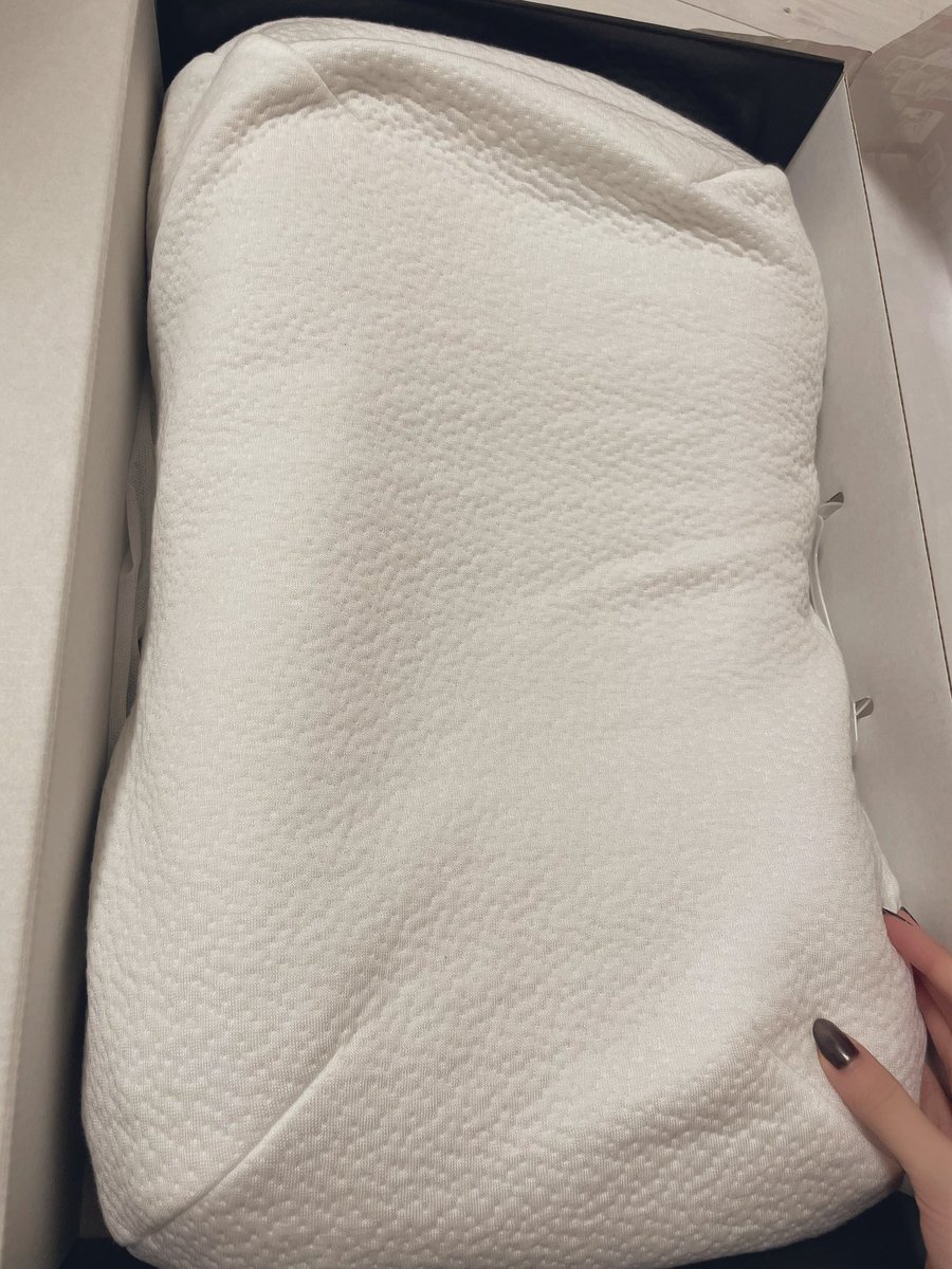 ゆんみー/yunmich🐬︎︎︎︎︎🌧️推しカラーは水色になりました ゆんみー/yunmich🐬︎︎︎︎︎🌧️推しカラーは水色になりました