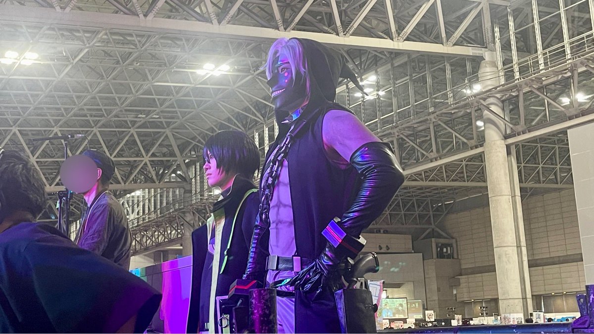 ◀︎1年前 ゲスト13 コスパスのコスプレステージを見学 ▶︎1年後 公式