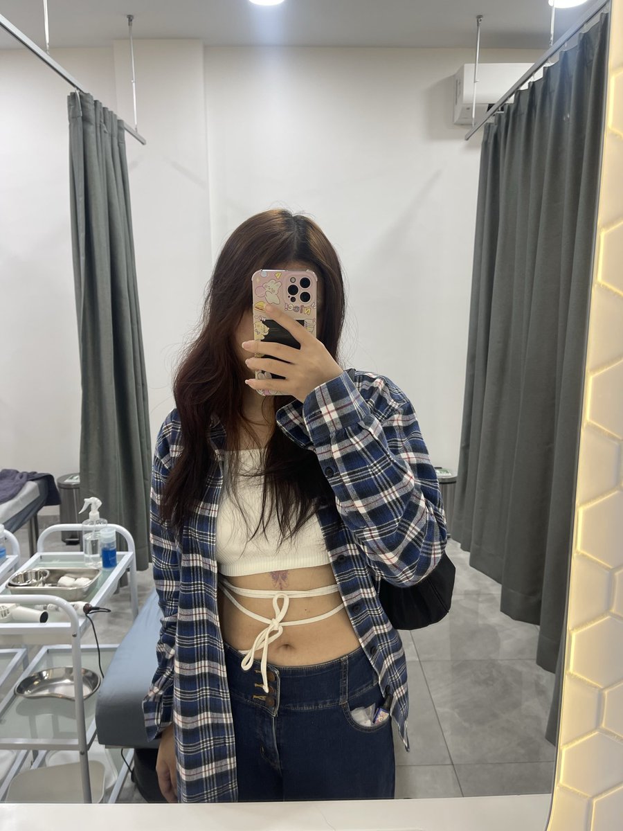 peonyist's tweet image. One last mirror selca before KRL.