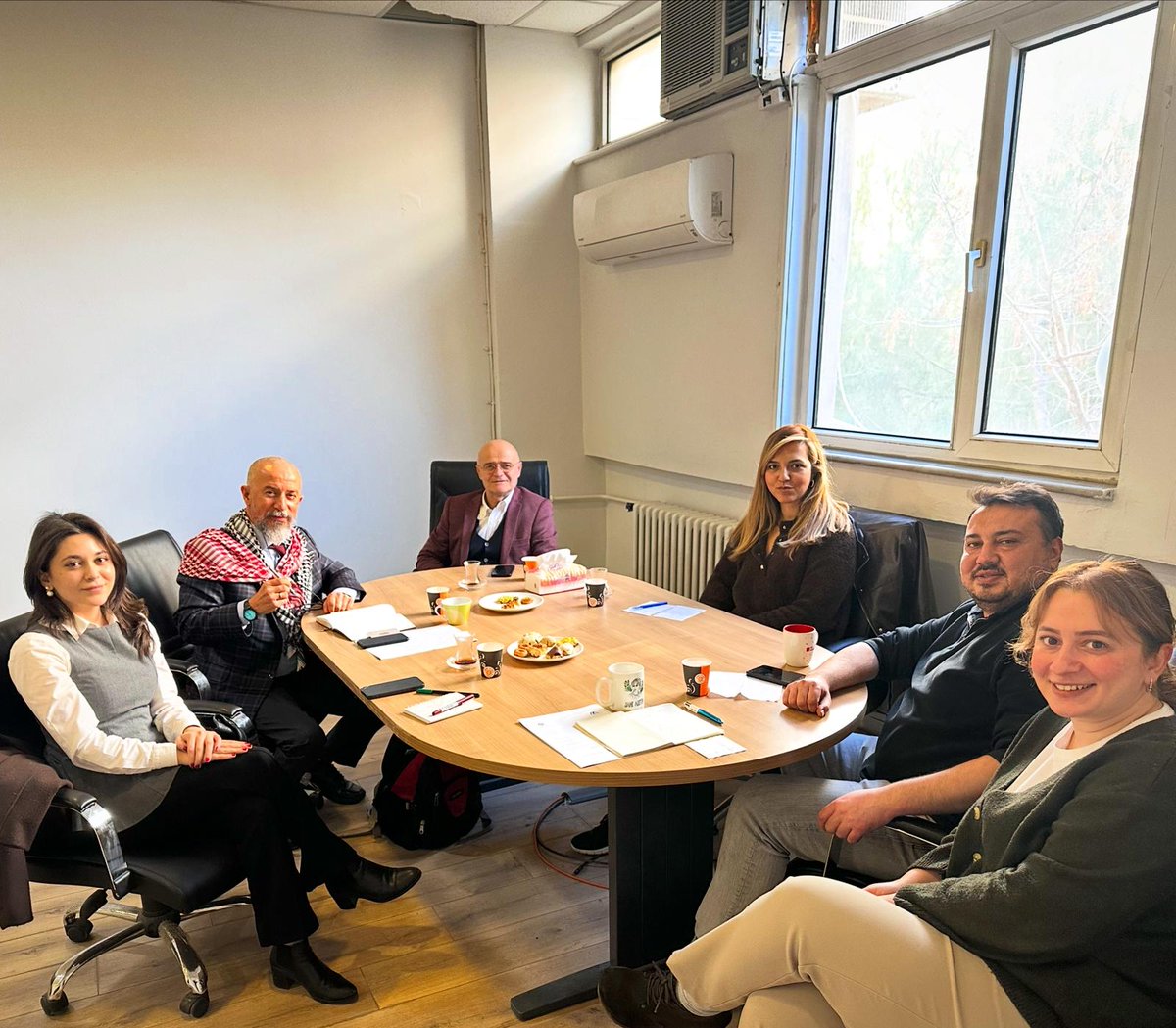 Marmara Üniversitesi Mezunlar Ofisi olarak, uzun süredir başarıyla yürüttüğümüz ve kurumsal yapısı oturmuş mentorluk çalışmalarımız kapsamında Yıldız Teknik Üniversitesi ekibini kampüsümüzde ağırladık.

instagram.com/p/DSXYVwvDMMk/…