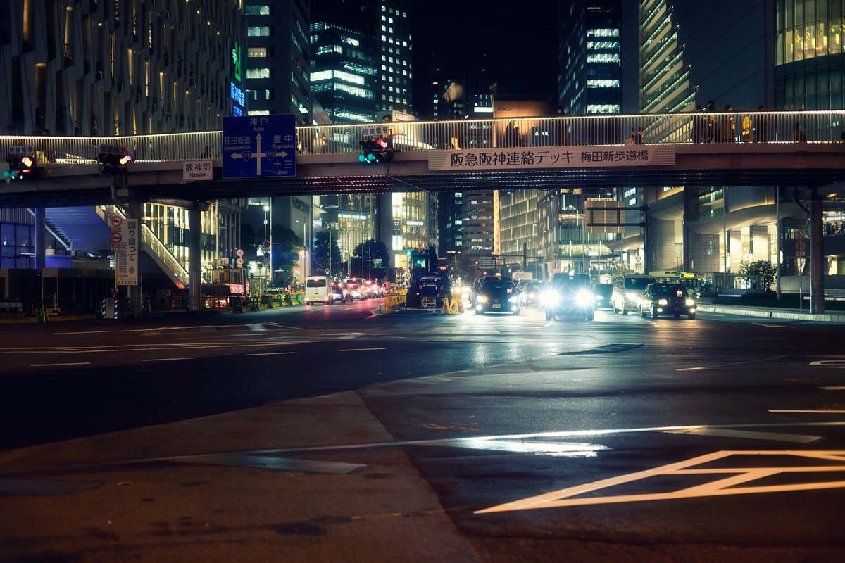 大阪駅🚗2025.12.16
RF45mm F1.2 STM