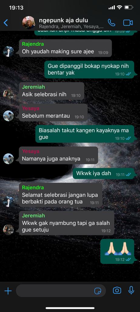 َ tweet media