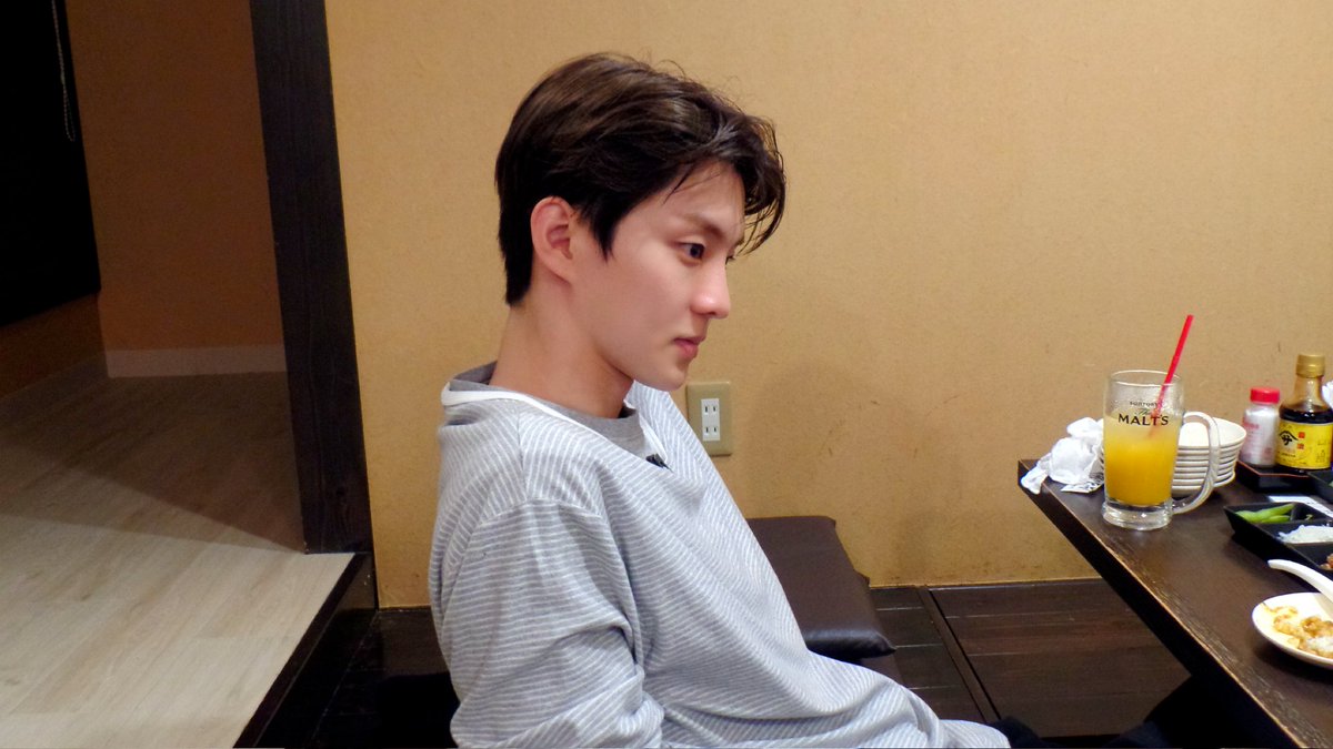 레디 tweet media