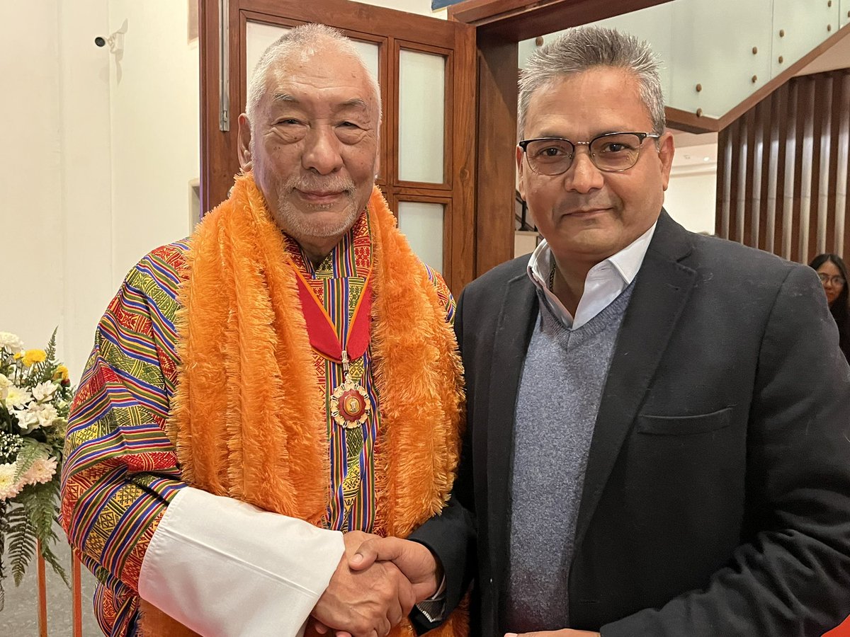 umashankarsingh's tweet image. भूटान नेशनल डे के मौक़े पर भारत में भूटान के राजदूत राजदूत मेजर जनरल वी. नामग्याल और रॉयल भूटान दूतावास परिवार को बधाई और शुभकामनाएँ

@VetsopNamgyel