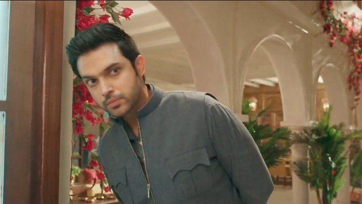 That’s what makes him special —
doing good silently, caring deeply, and never expecting anything in return 🤍🫶

Sometimes, the most beautiful hearts are the ones that help without being seen. 🌙✨

#ParthSamthaan #MAHIDNIYAZI 
 #SeherHoneKoHai