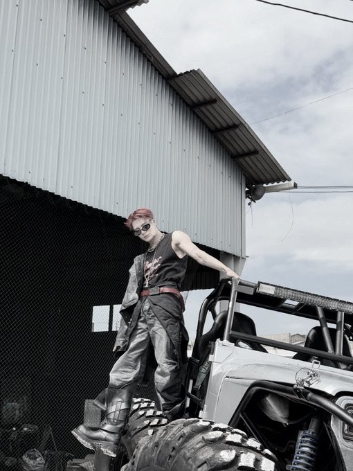 Twildight's tweet image. Dream car, see you soon.