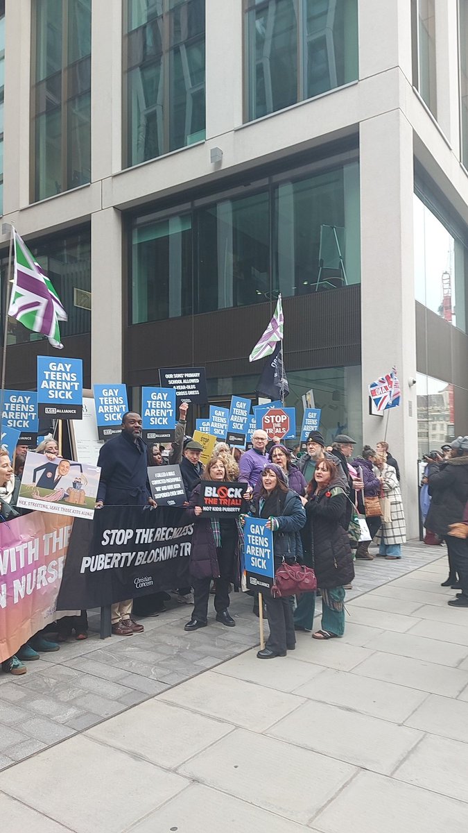 StandingforXX's tweet image. @wesstreeting #StopTheTrial