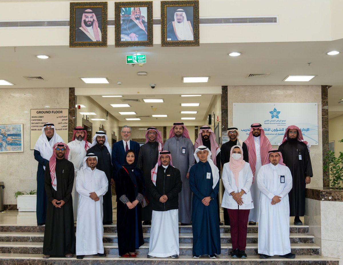 Cluster2_Riyadh's tweet photo. توقيع اتفاقية بين #تجمع_الرياض_الصحي_الثاني ممثلاً بـ #مدينة_الملك_فهد_الطبية ومركز جونز هوبكنز أرامكو الطبي لتعزيز التعليم والتدريب والبحث والتطوير الصحي، واعتماد مركز المحاكاة لتدريب كوادر مستشفى جونز هوبكنز https://t.co/TMzuQwFSW9