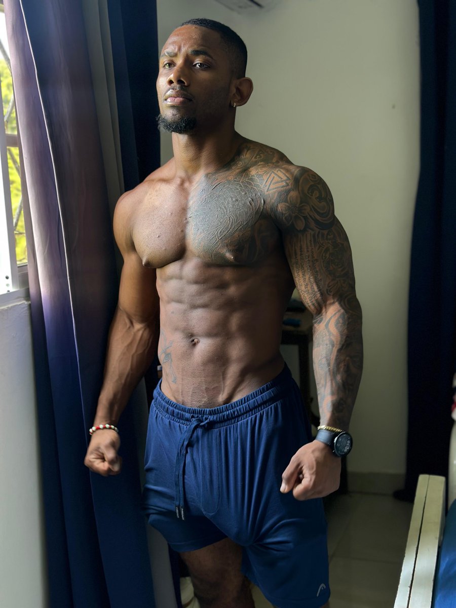 say hi then check ur DM's