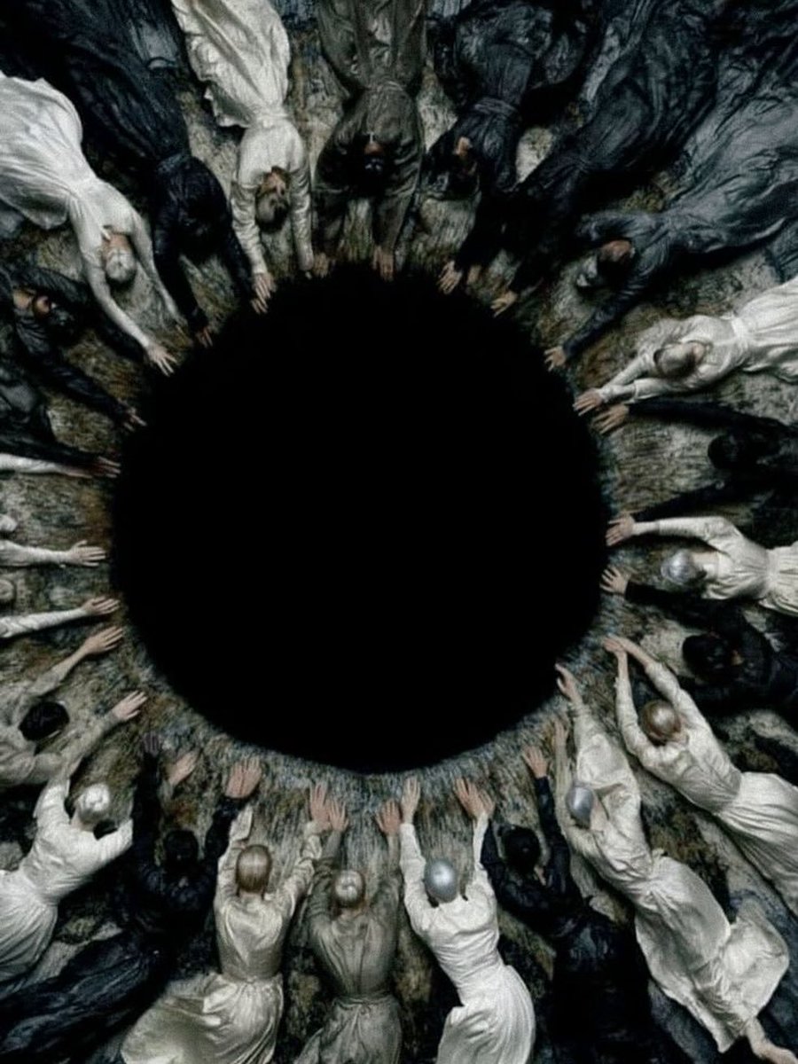 ⸸ 𝖘𝖙𝖗𝖟𝖞𝖌𝖆 ⸸ (@strzyga_demona) on Twitter photo 