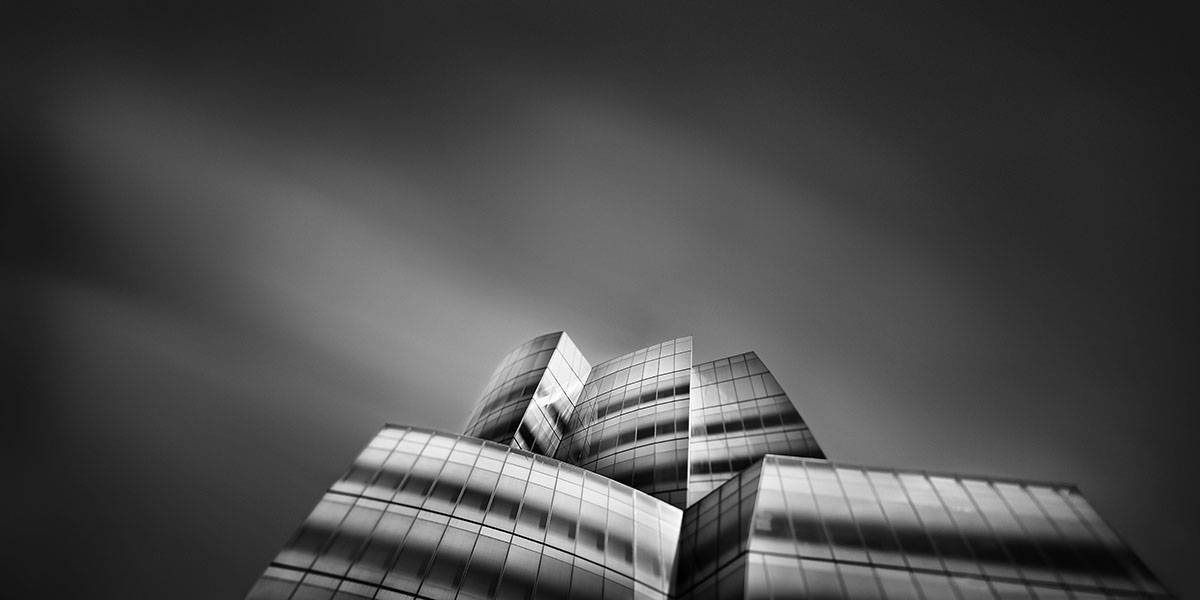 ThibaultROLAND's tweet photo. 📸 December 2025 Thibault Roland Fine Arts Newsletter: a tribute to Frank Gehry📸 - https://t.co/TbcFinDhAC https://t.co/14YXfBXIgi