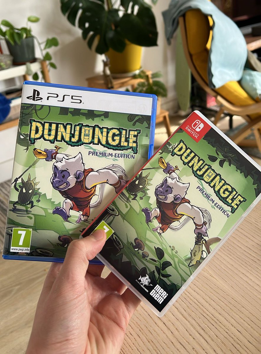 Left: Me as a kid, playing on my SEGA
Right: 30 years later, my own game on PS5 &amp; Switch

I remember the feeling of getting a new game on the store, and rushing home to get lost in its world for hours

Blows my mind to think some kid might feel the same magic with Dunjungle 🥹