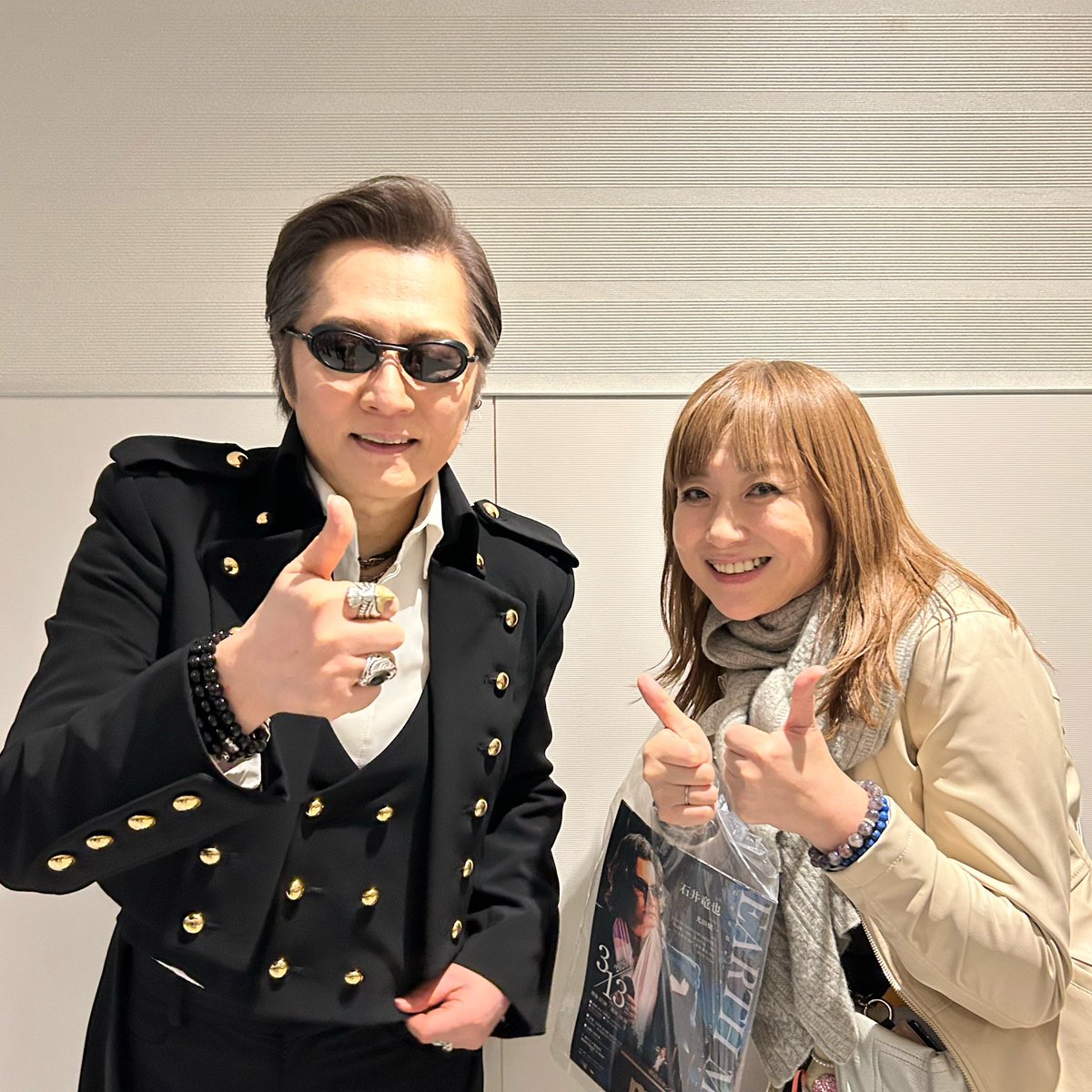 12/17今夜25:30から放送のロマンティックヨコハミは、番組収録時に石井さんが声が出なくなった為、お休み！ですが、鈴木まひるちゃんに助けてもらって若い石井さんの声をお届けします。どんなんかはお楽しみに！
#ヨコハミ
#ヨコハミハミ
#石井竜也
#鈴木まひる