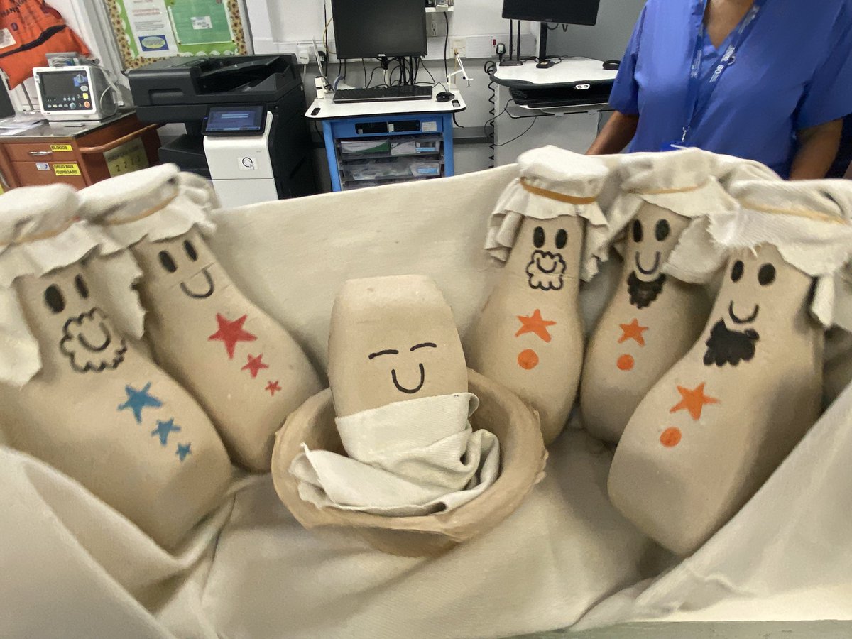 Ward 19 female/male surgical ward tweet media