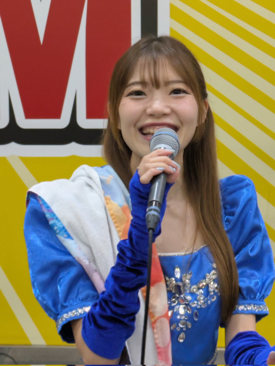 難波商店街 #crescentの花